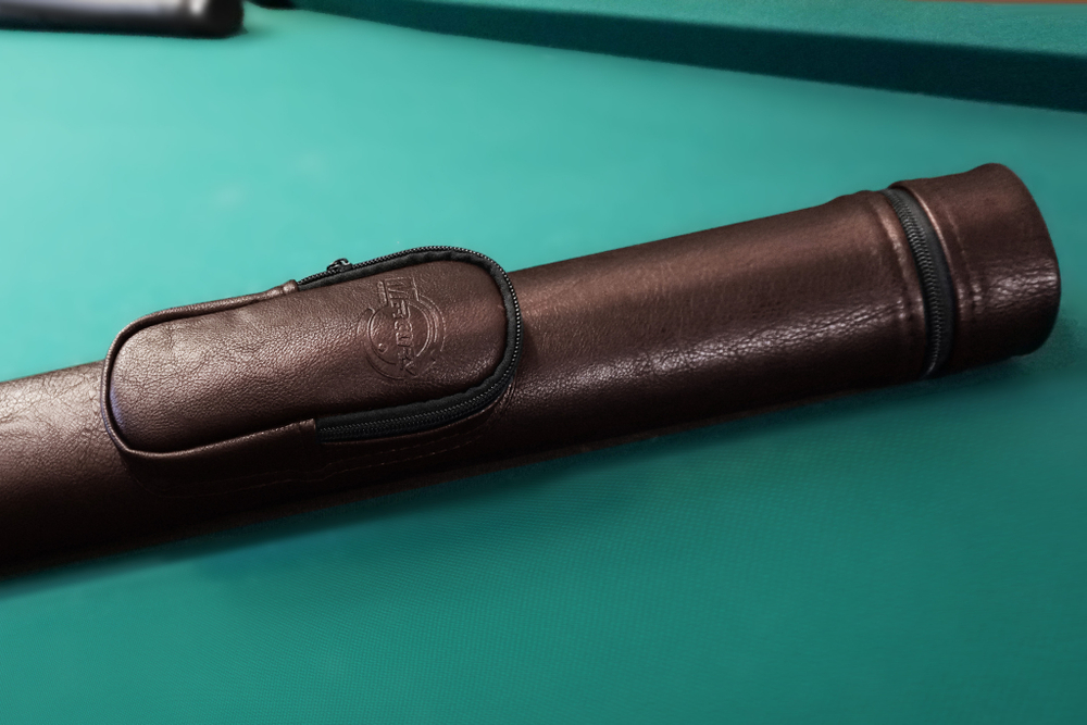 Тубус на 3-х составной кий Меркури с карманом (коричневый)