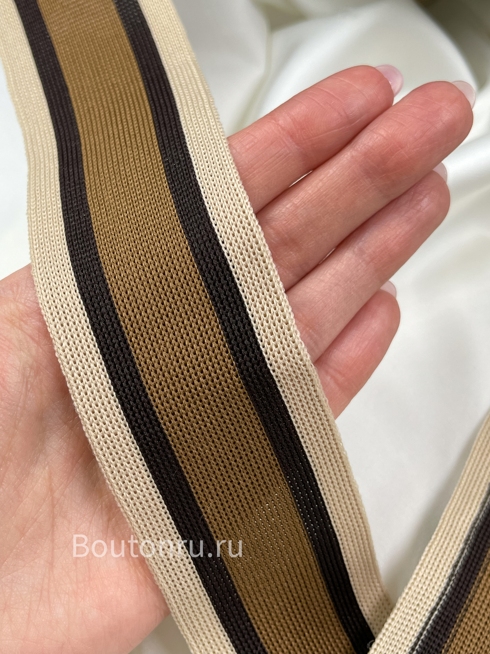 Лампас бежево-коричневый 4 см