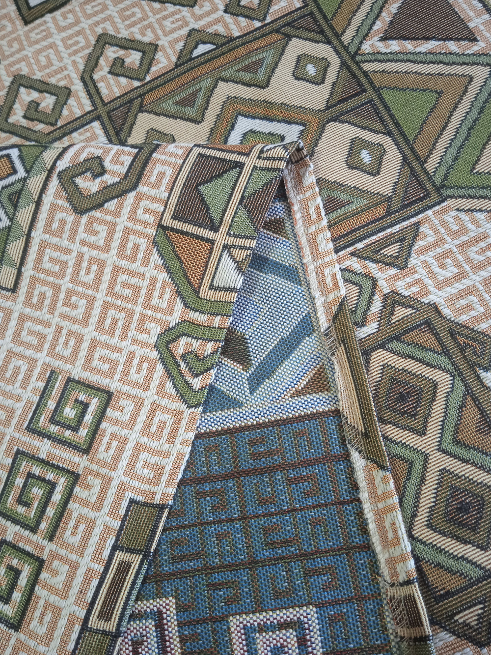 Покрывало гобеленовое Аметист 143-1 евро (240х200)