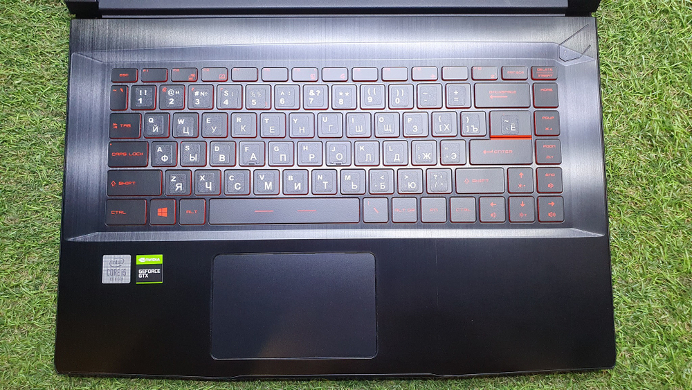 Игровой MSI i5-10/16Gb/GTX 1650 Ti MAX Q 4Gb/120Hz/MS-16R4 GF63 10SCSR-870CN/Windows 10