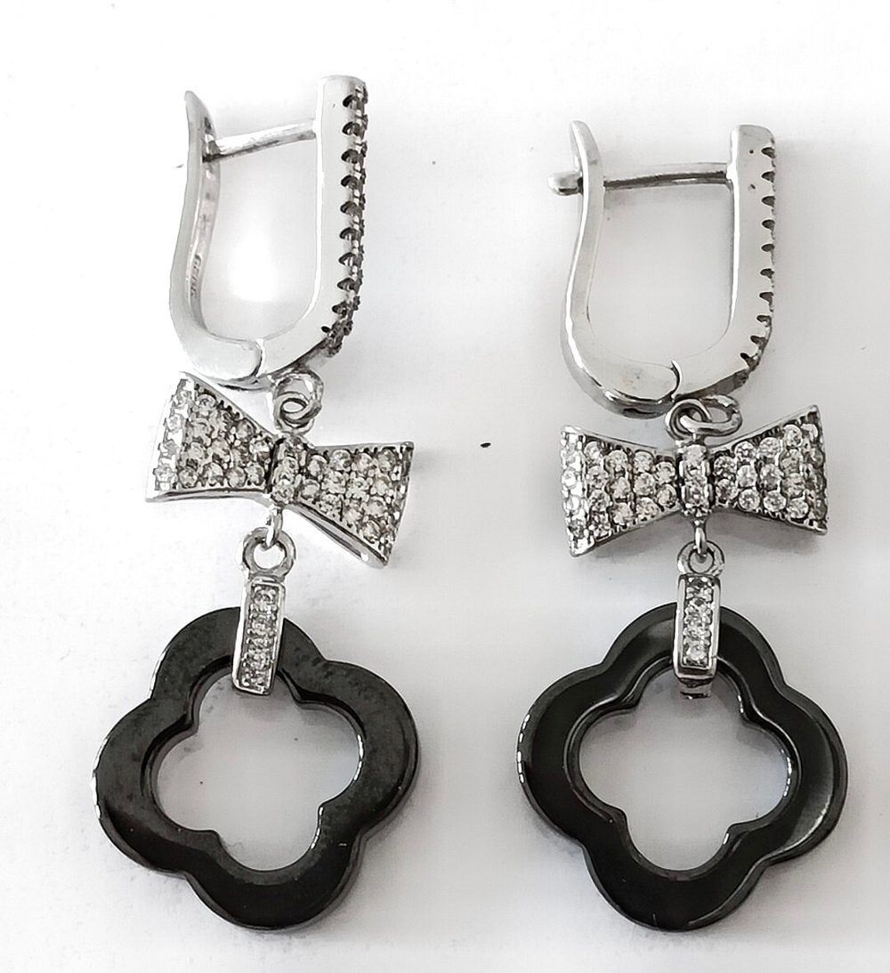 Ювелирные серьги из серебра от бренда "Эстерелла"