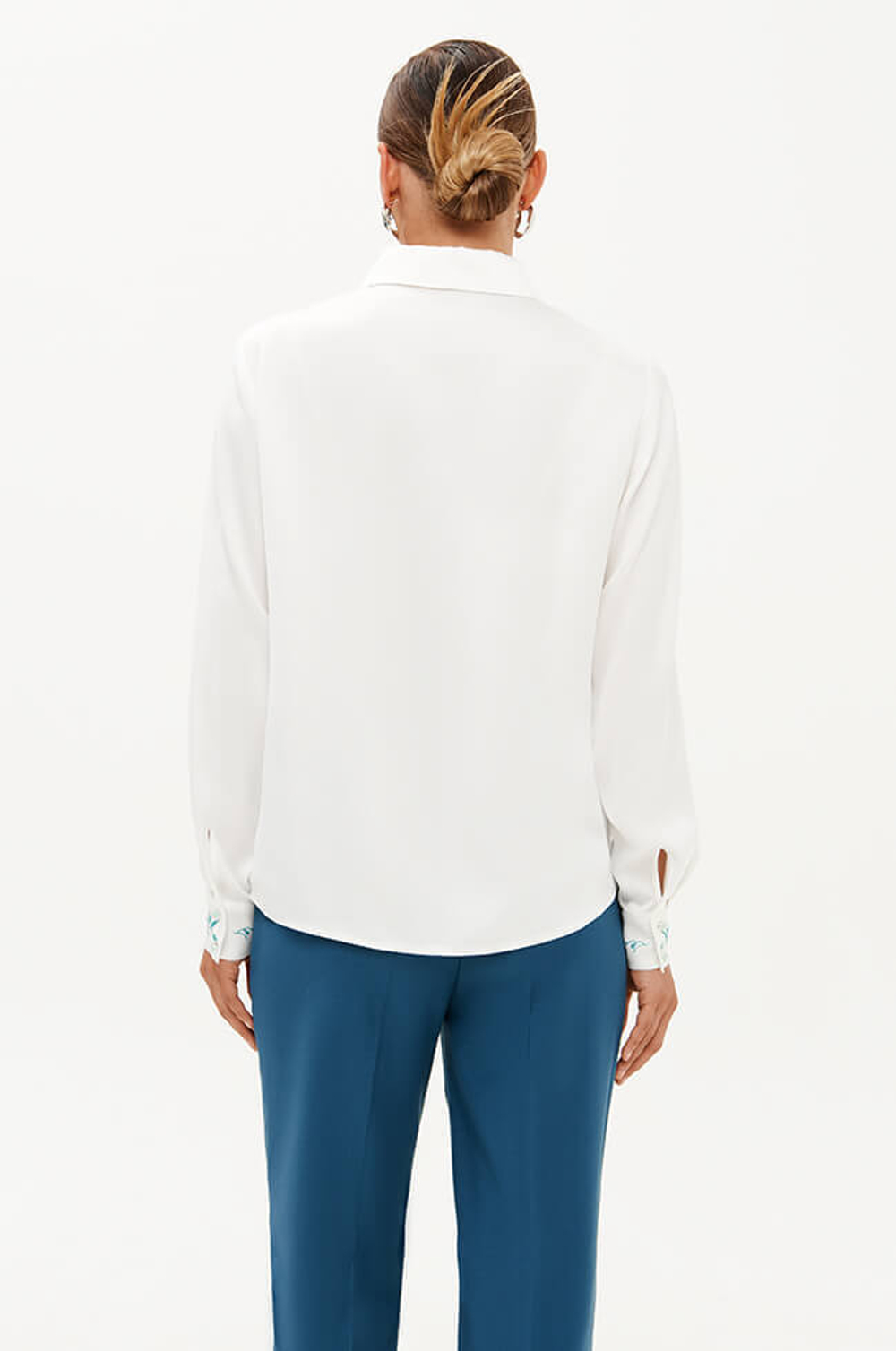 23359 Блузка женская (молочный)