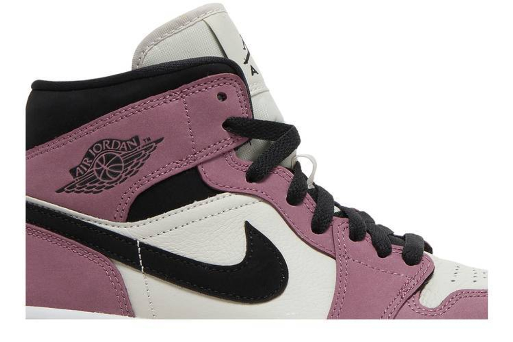 Кроссовки Jordan Air Jordan 1 Mid Se "Berry" (Женская размерная сетка)