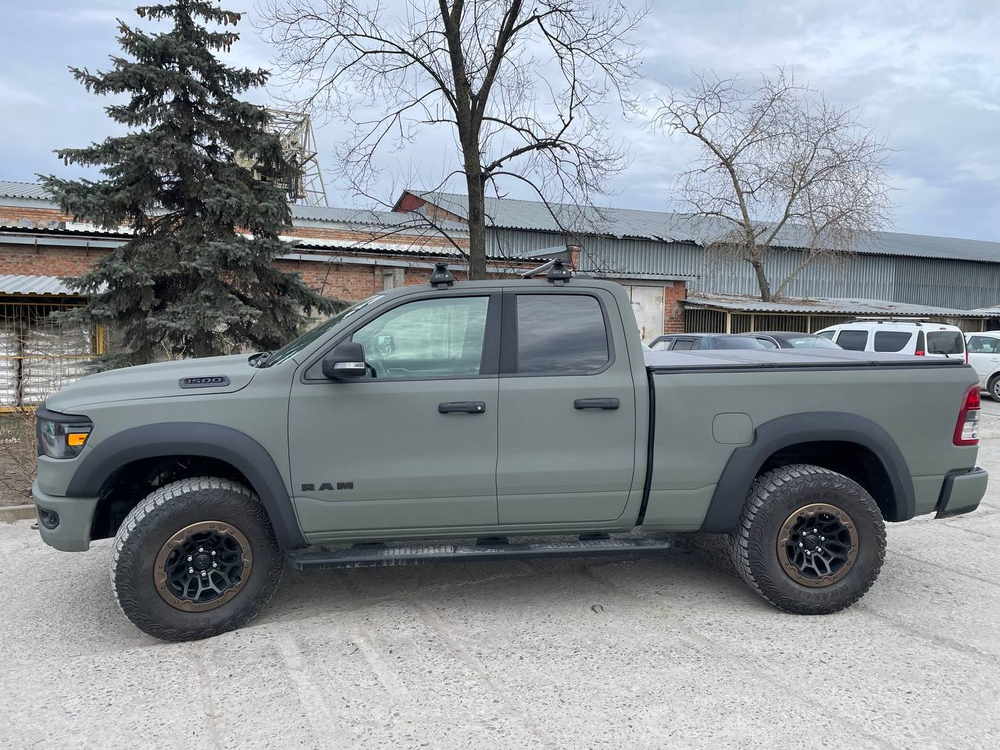 Багажник на крышу (адаптер) Dodge Ram 1500 V за дверной проем ED10-083