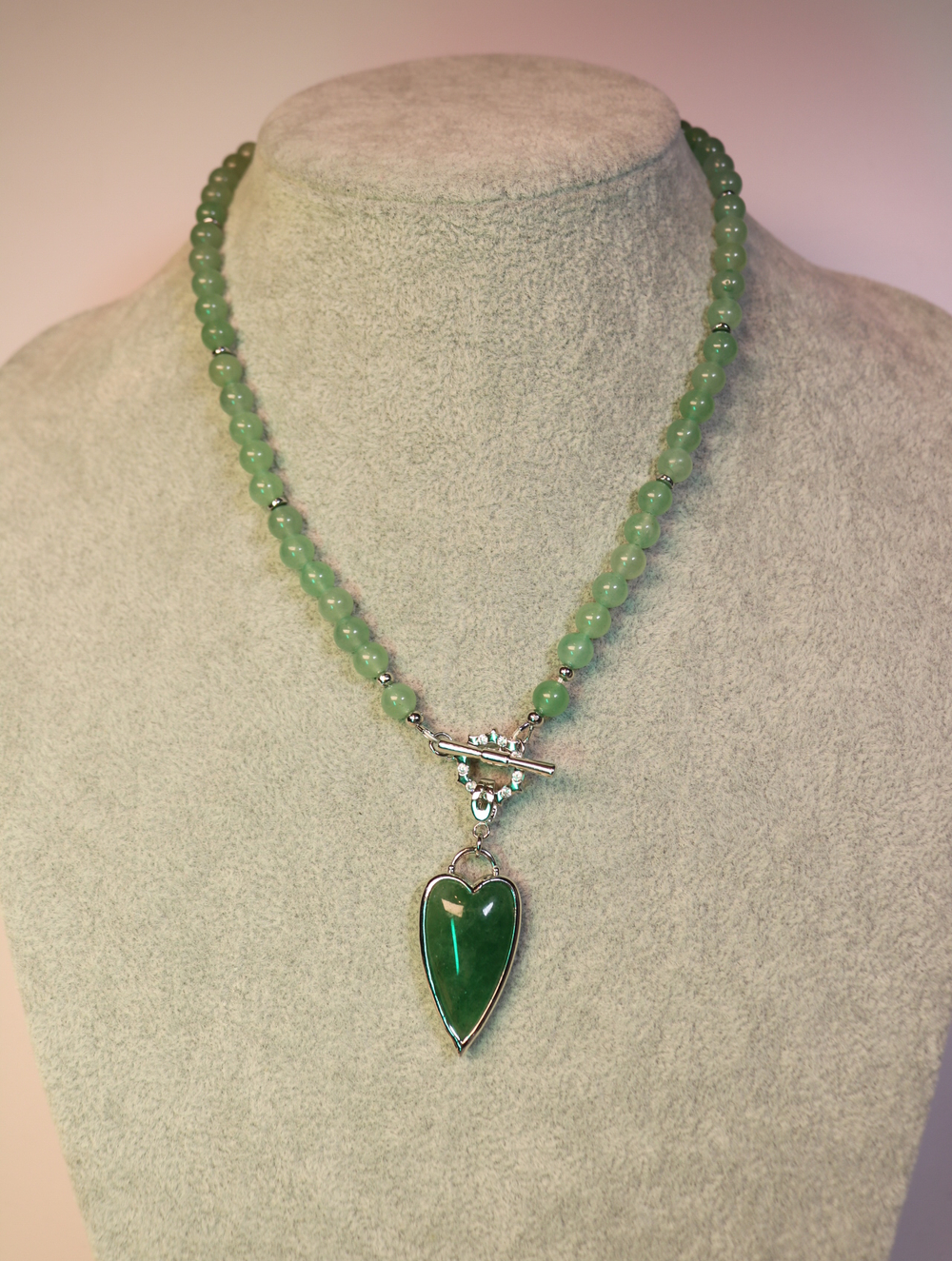 Чокер-колье из зеленого авантюрина «Зелёное сердце удачи»