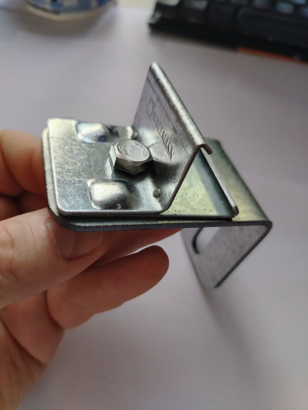 КРЕПЛЕНИЕ ОДИНАРНОЕ WM 9023 (серия Lite)