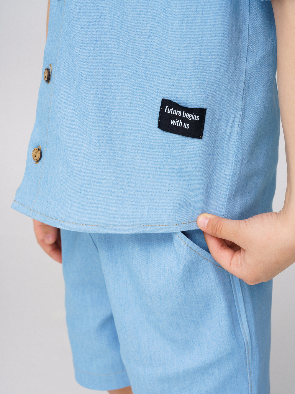 Костюм джинсовый с шортами