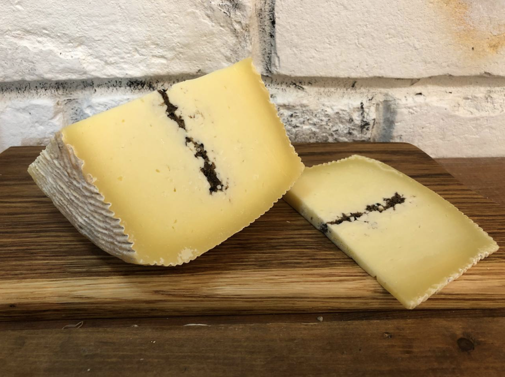 Сыр. Тартуфино. Россия