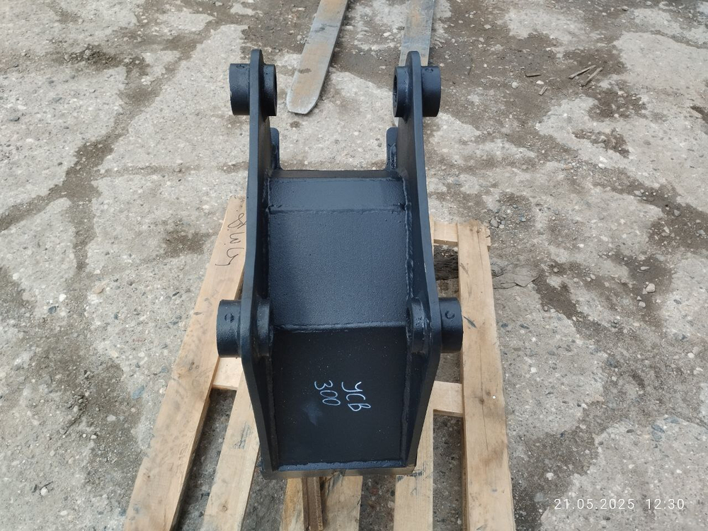 Ковш JCB 3CX/4CX 300 мм (узкий)