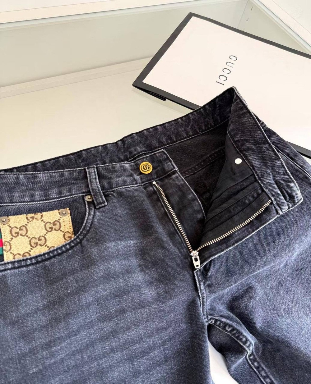 Джинсы Gucci