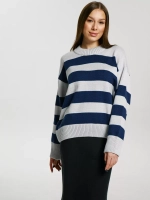 Джемпер стильный в полоску