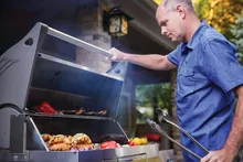 Угольный гриль Napoleon PRO-605