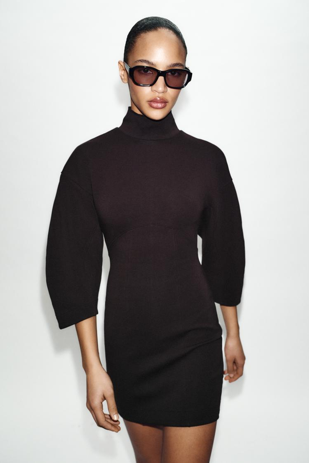 ZARA КОРОТКОЕ ПЛАТЬЕ ИЗ ИНТЕРЛОКА, ШОКОЛАДНЫЙ