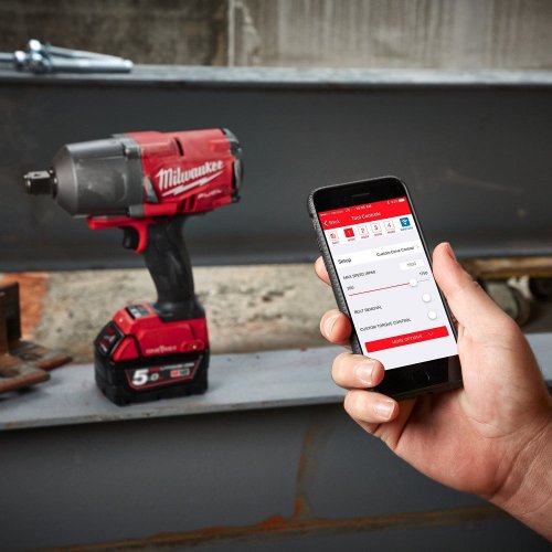 Гайковерт Milwaukee M18 ONEFHIWF34-0X FUEL ONE-KEY  аккумуляторный