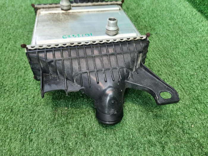 Интеркулер Range Rover Sport 2 (2013-2022)