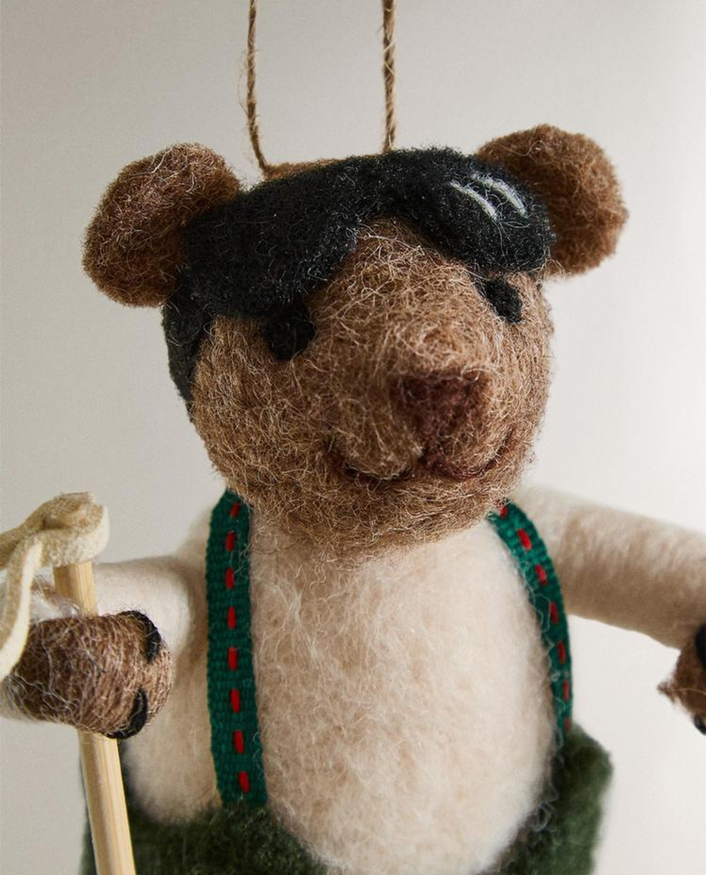 ZARA HOME ЕЛОЧНОЕ УКРАШЕНИЕ ИЗ ФЕТРА "МЫШОНОК-ЛЫЖНИК", КОРИЧНЕВЫЙ