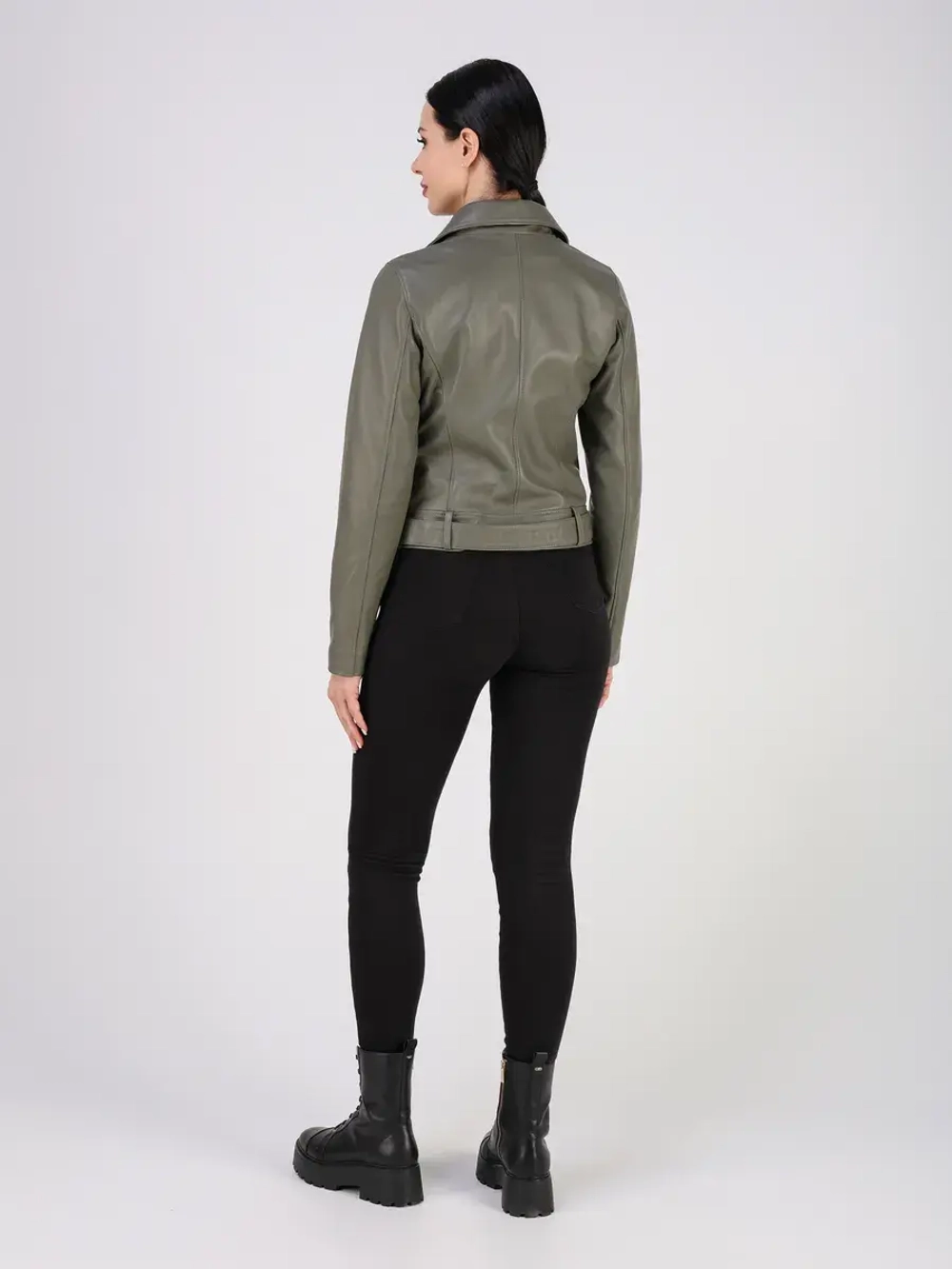 Кожаная куртка демисезонная косуха