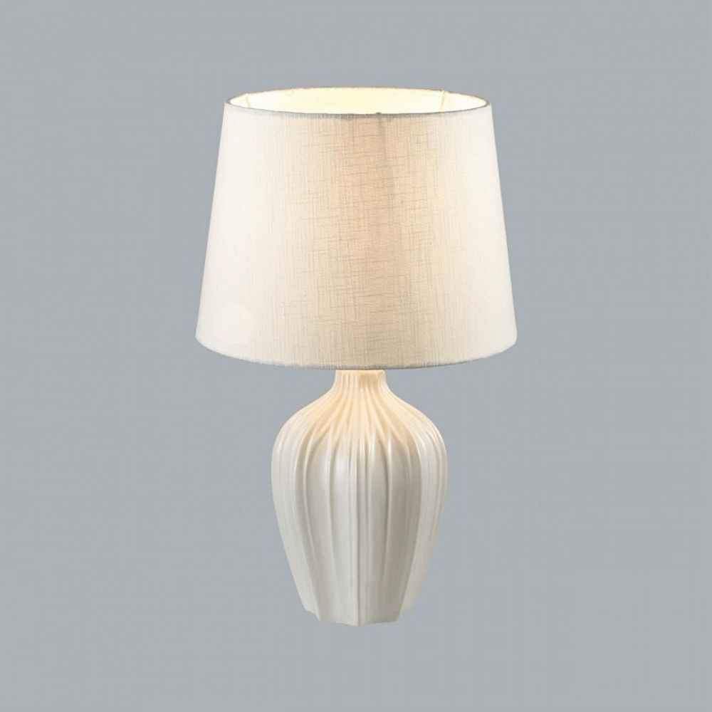 Настольная лампа декоративная Lumion Sona 8120/1T