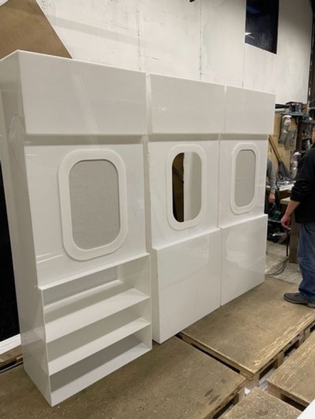 Имитация части самолёта для выставки