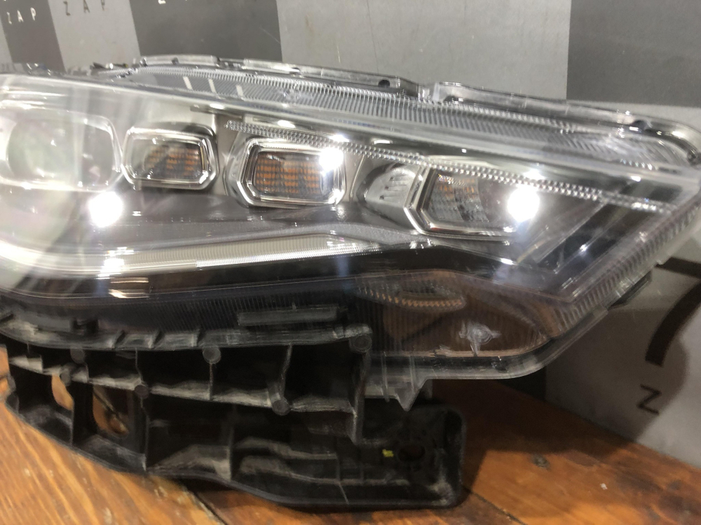 Фара правая LED Haval F7 1 19-24 Б/У Оригинал 4121103xkq00a