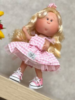 Кукла Nines виниловая 30см MIA CASE (3405A)