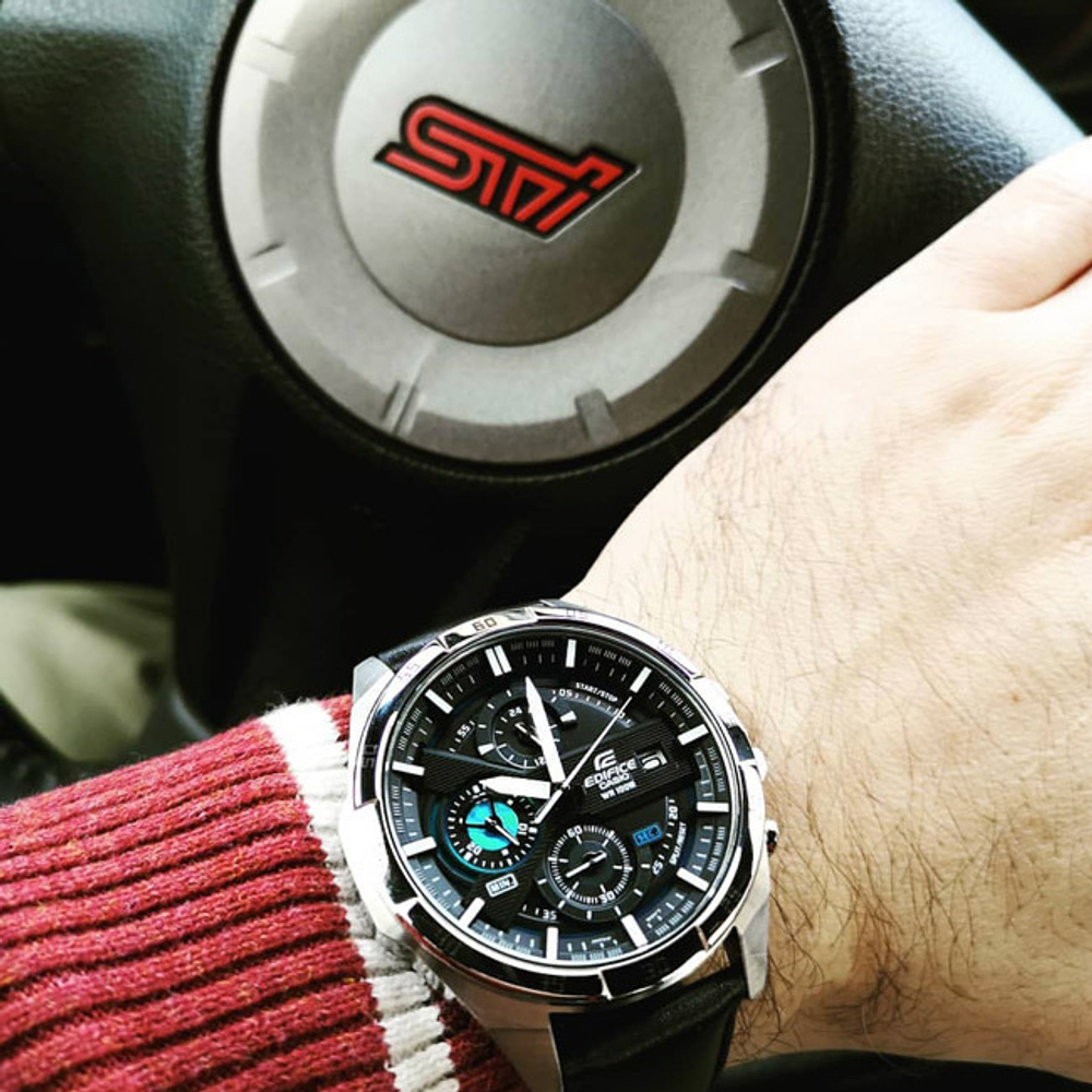 Часы Casio EFR-556L-1A
