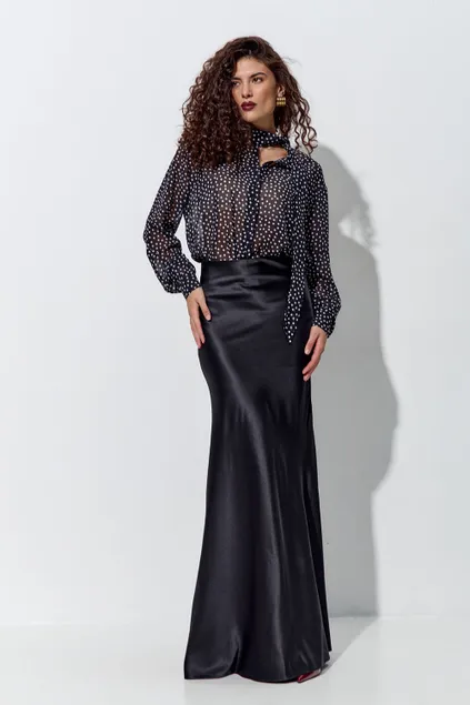Блуза из шифона в горошек черного цвета