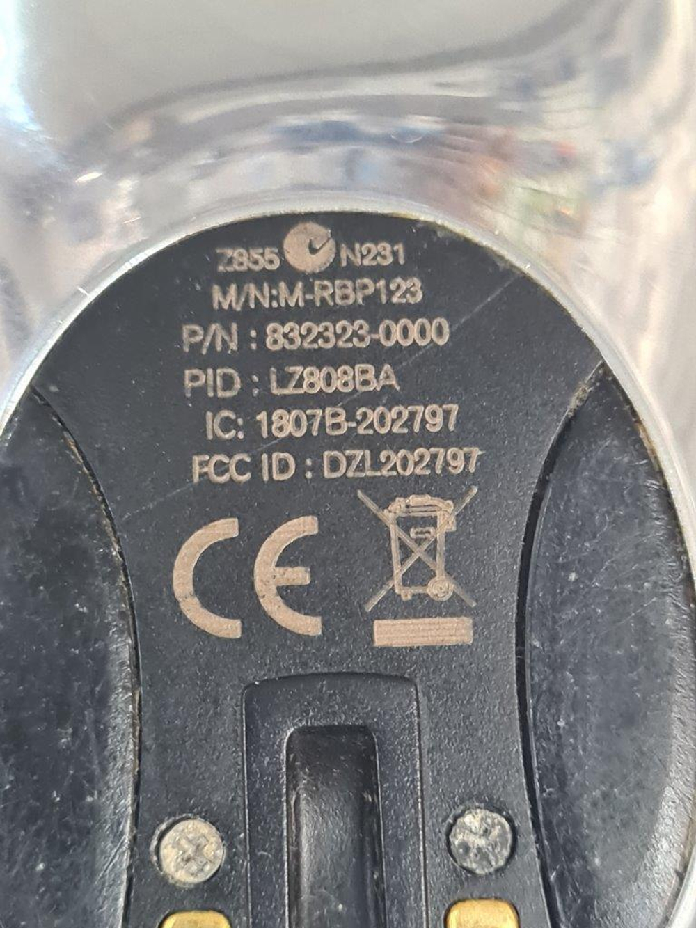 Замена аккумулятора мышки Z855