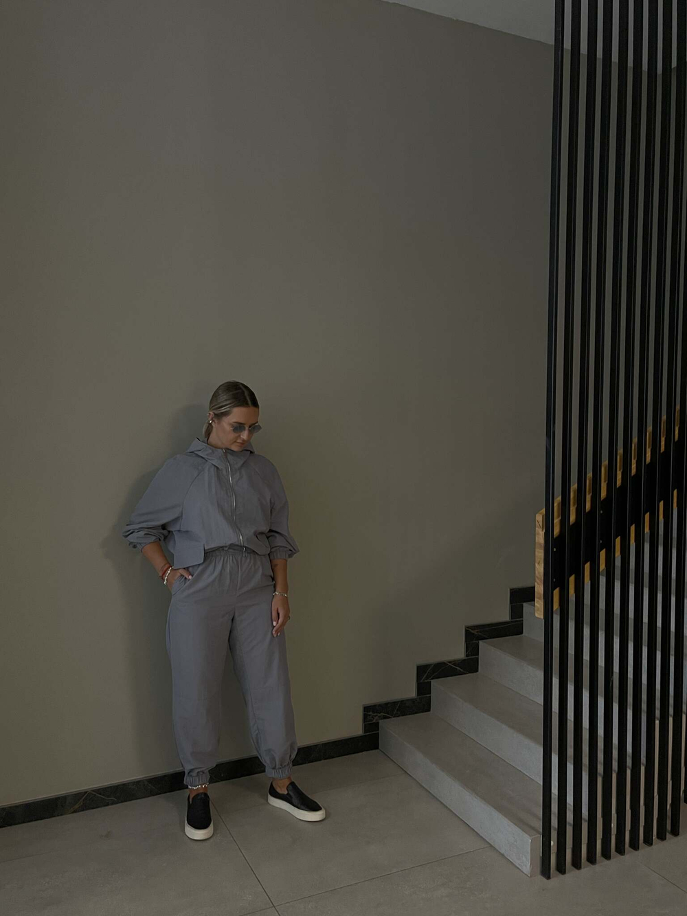 Костюм с влагоотталкивающим свойством серый