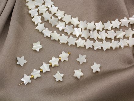 Перламутровые бусины, звездочки 6мм (нить)