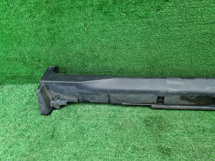 Накладка порога правая Nissan X-Trail t32 (13-22)