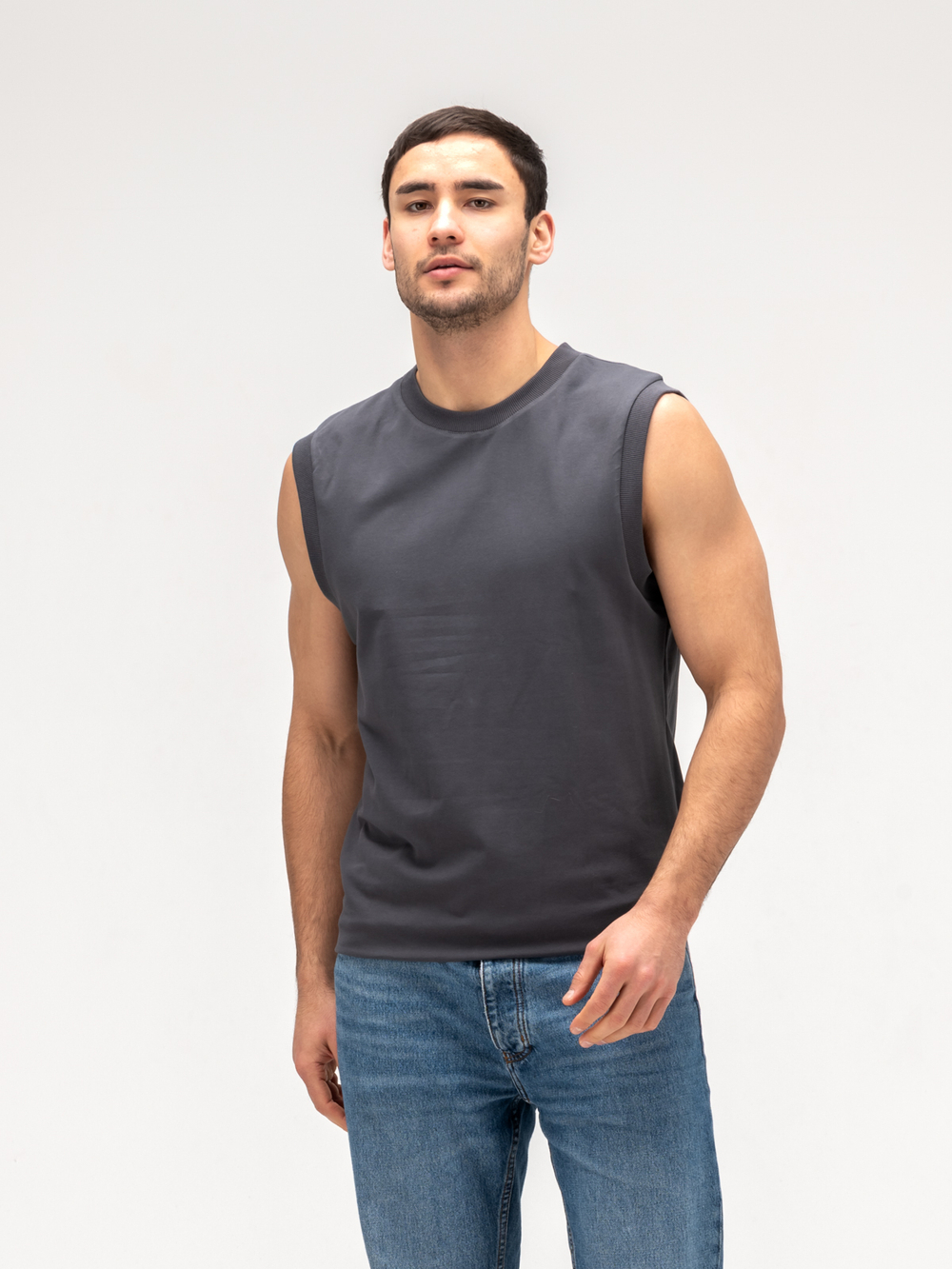 Майка мужская хлопковая на широких лямках. Графит