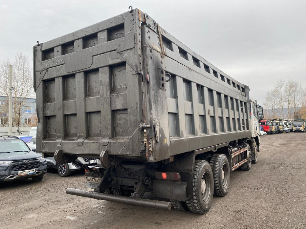 Shacman (Shaanxi) SX* 8x4 Самосвал SX331863366 (Дизельный, 12,5 л, 544 л.с., МТ)