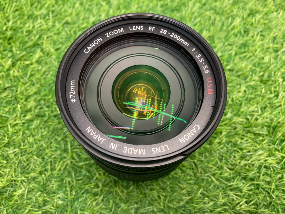 Canon EF 28-200mm 3.5-5.6 USM