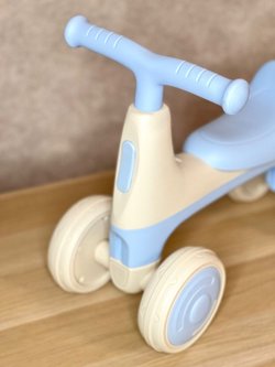Беговел от 2 лет с музыкой голубой (74737-1)