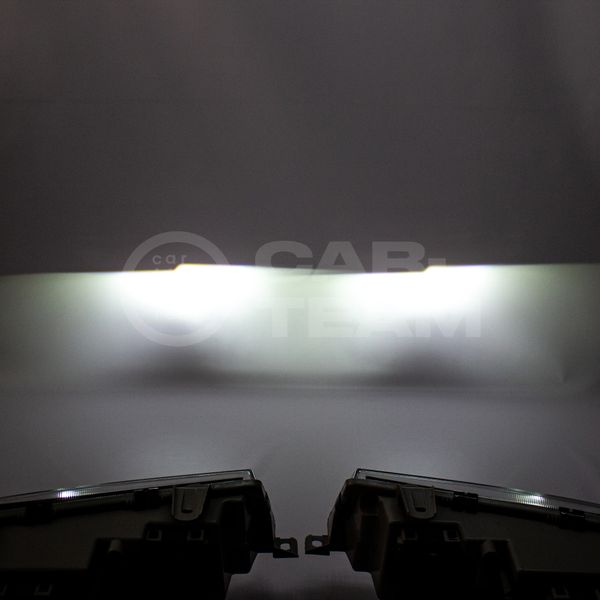 Фары ВАЗ 2110, 2111, 2112 передние в стиле BMW с Bi LED модулями 1,8 дюйма, белые галочки (тонированные поворотники)