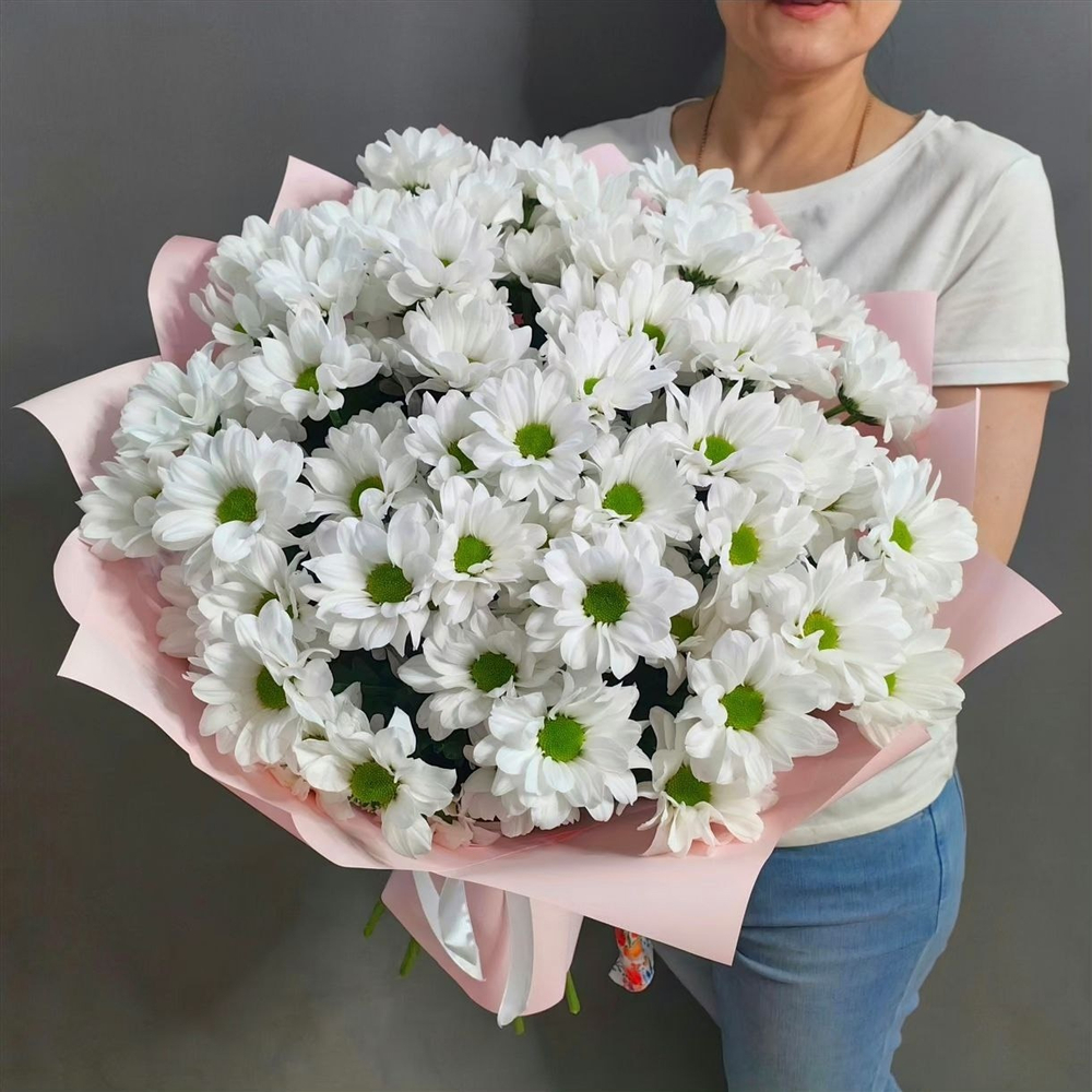 Букет из 11 белых хризантем сорта "KENNEDY WHITE"