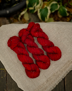 Носочный твид "Deep red" (Насыщенный красный)