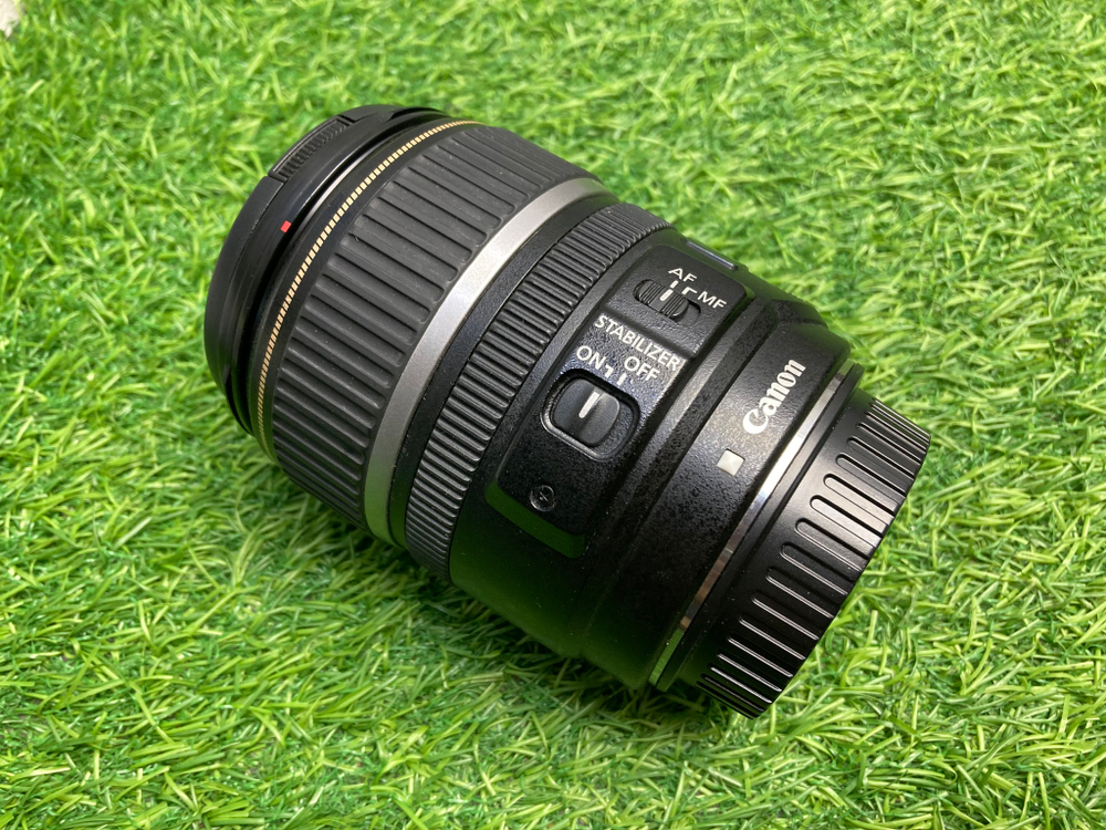 Canon EF-S 17-85mm 4-5.6 IS USM
