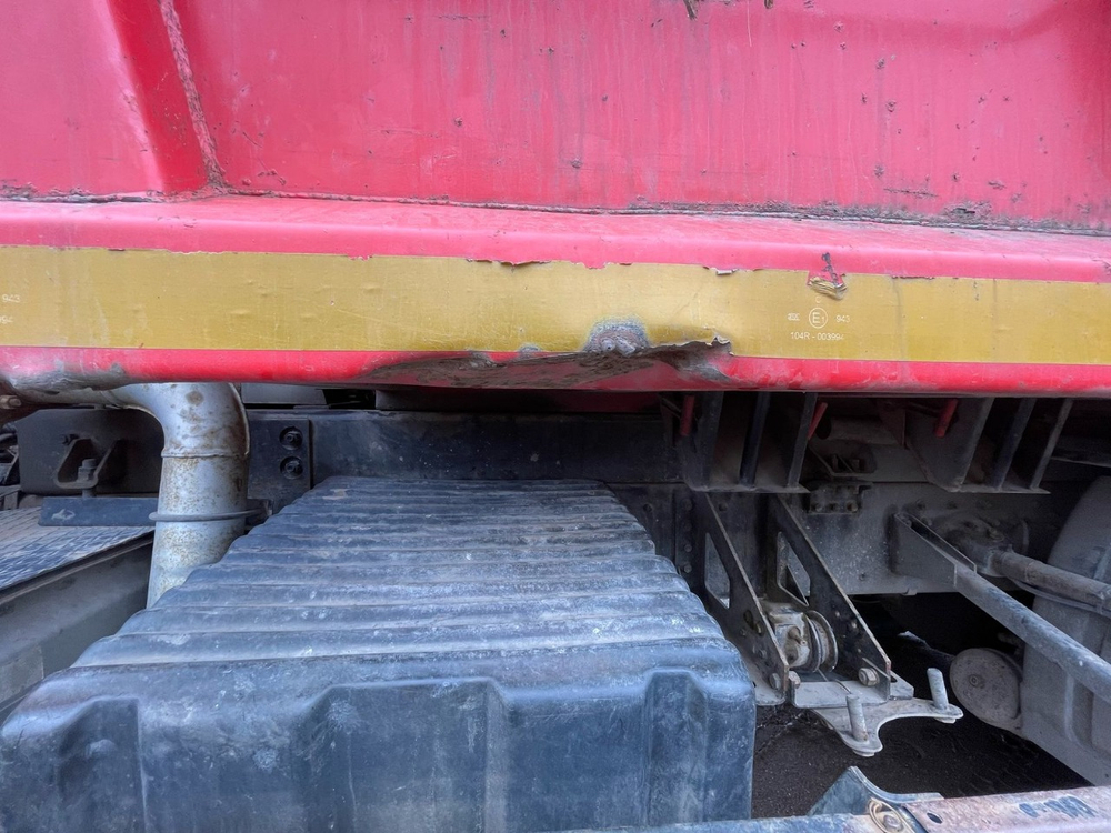МАЗ 6501* 6x4 Самосвал 650128-8520-000 (Дизельный, 11,6 л, 423 л.с., МТ)