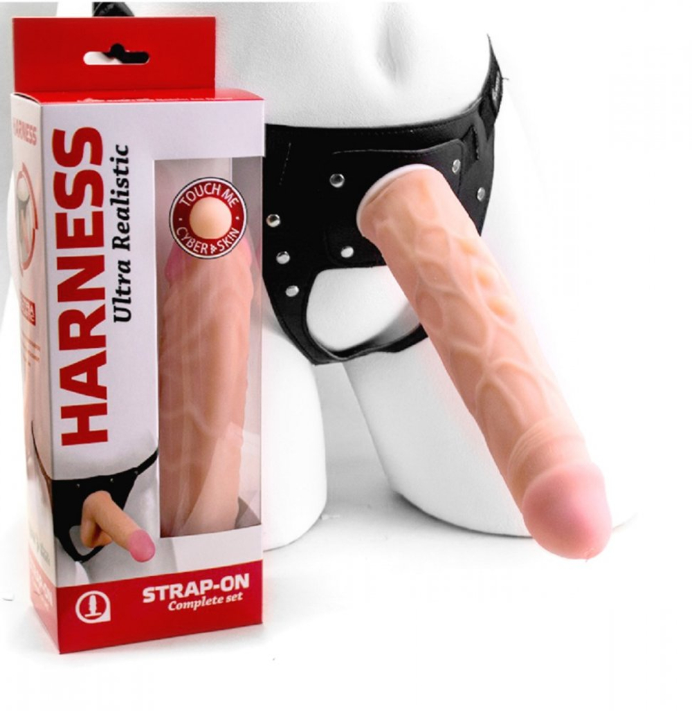 Страпон на креплении с поясом Harness 21 см