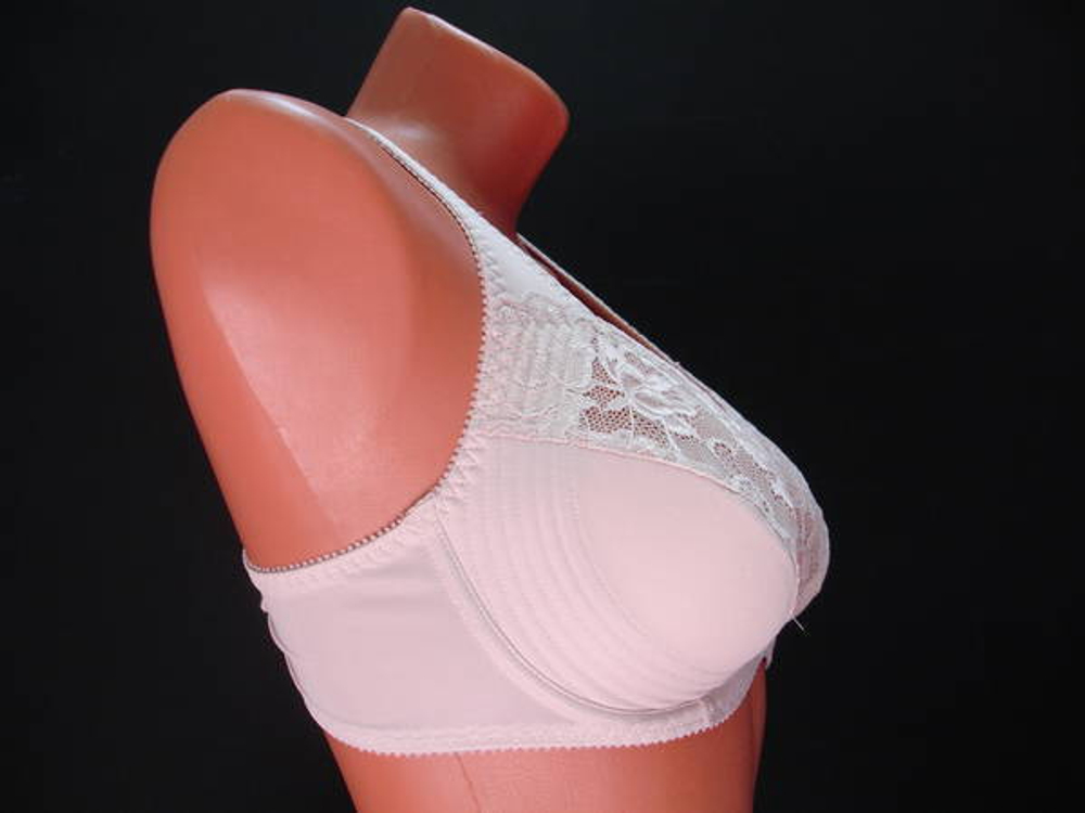 Бюстгальтер 300/2 бежевый (пион)