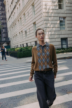 ZARA ТРИКОТАЖНЫЙ СВИТЕР ПОЛО С УЗОРОМ «РОМБЫ», СВЕТЛО-КОРИЧНЕВЫЙ