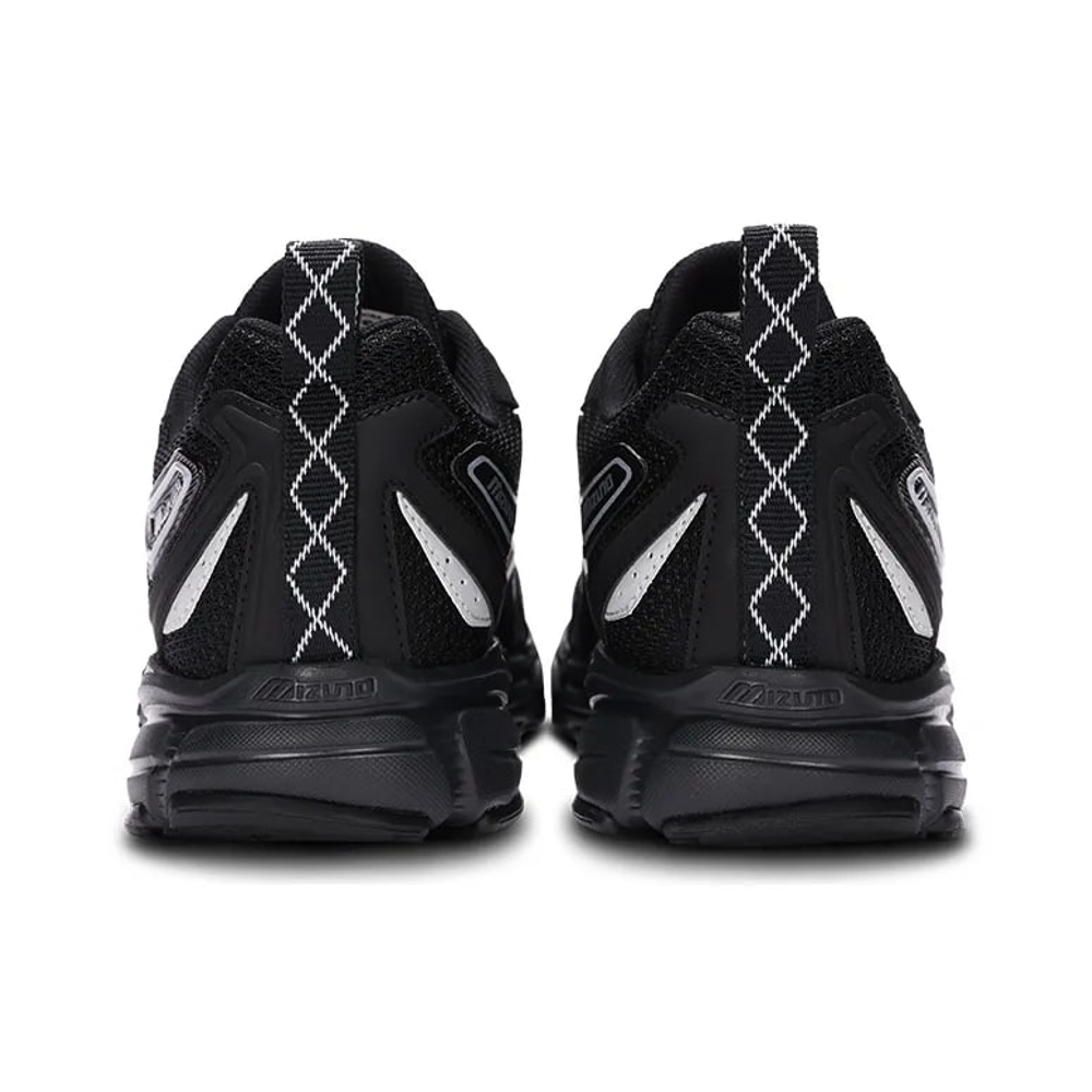 Mizuno Speed 10s "Black"