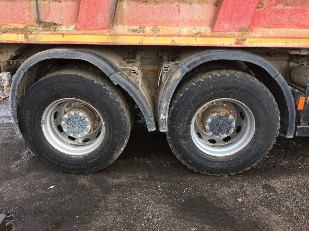 МАЗ 6501* 6x4 Самосвал 650108-8230-005 (Дизельный, 14,9 л, 397 л.с., МТ)