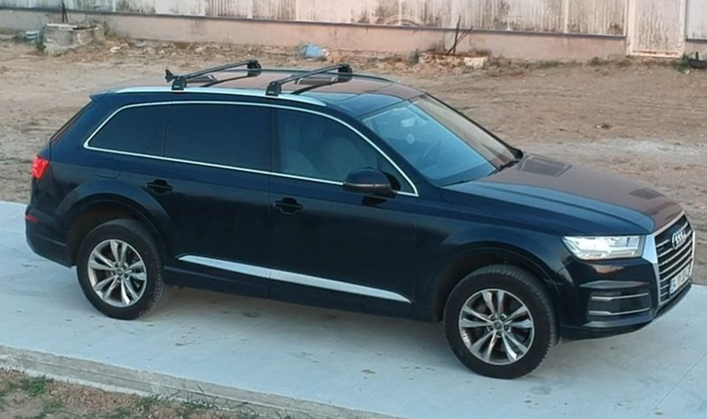 Багажник Turtle Air3 серебро в штатные места Audi Q7 2015-...