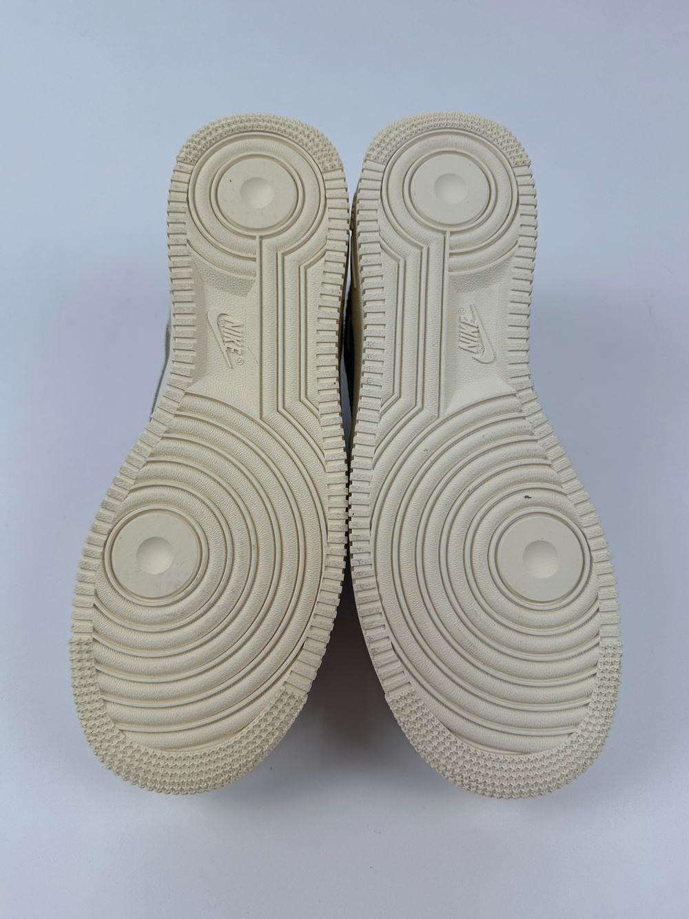 Кроссовки Nike Air Force 1 '07