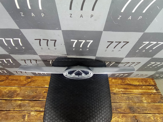 Накладка решетки радиатора верхняя Chery Arrizo 8 22-нв Б/У Оригинал 602003562AA