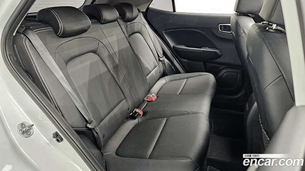 Hyundai Venue 1.6 Modern (06.2022)