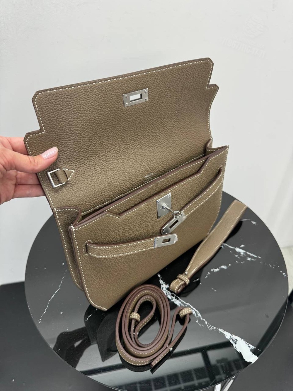 Сумка через плечо Hermes Kelly Depeches 25